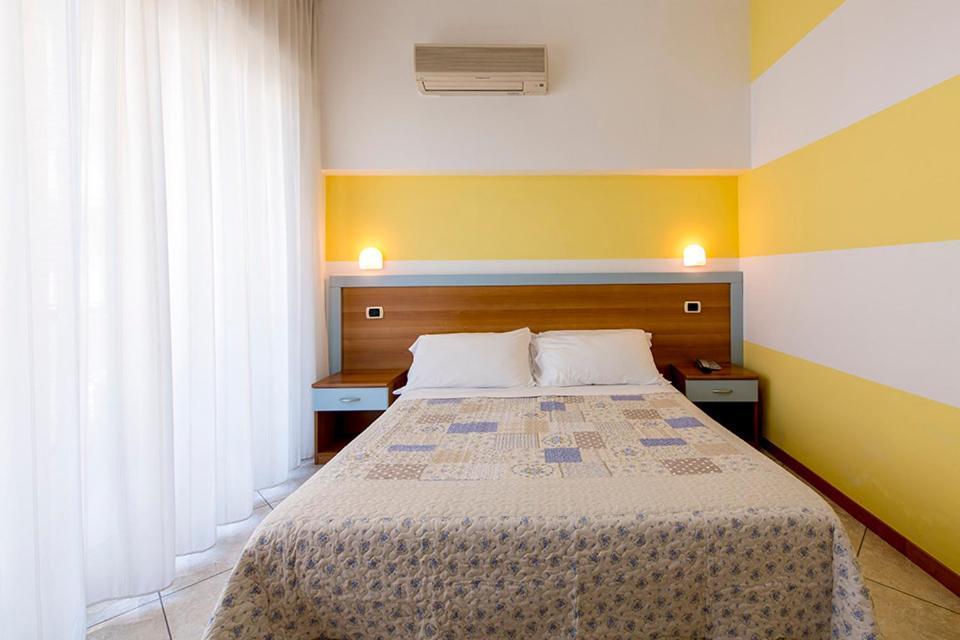 Hotel Le Soleil San Benedetto del Tronto Eksteriør billede